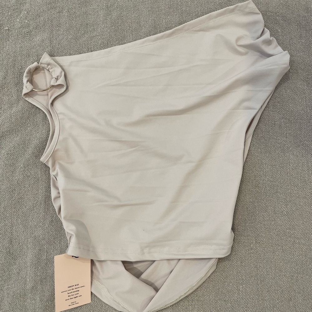 One-Shoulder Top with Ring